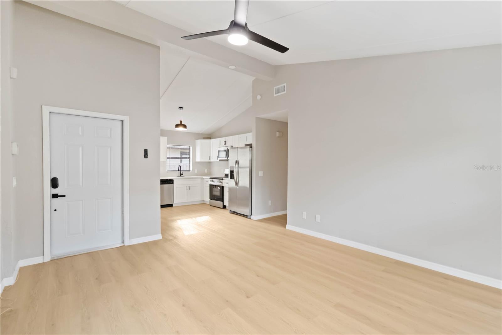 HILLCREST 3RD ADD TO - Residential