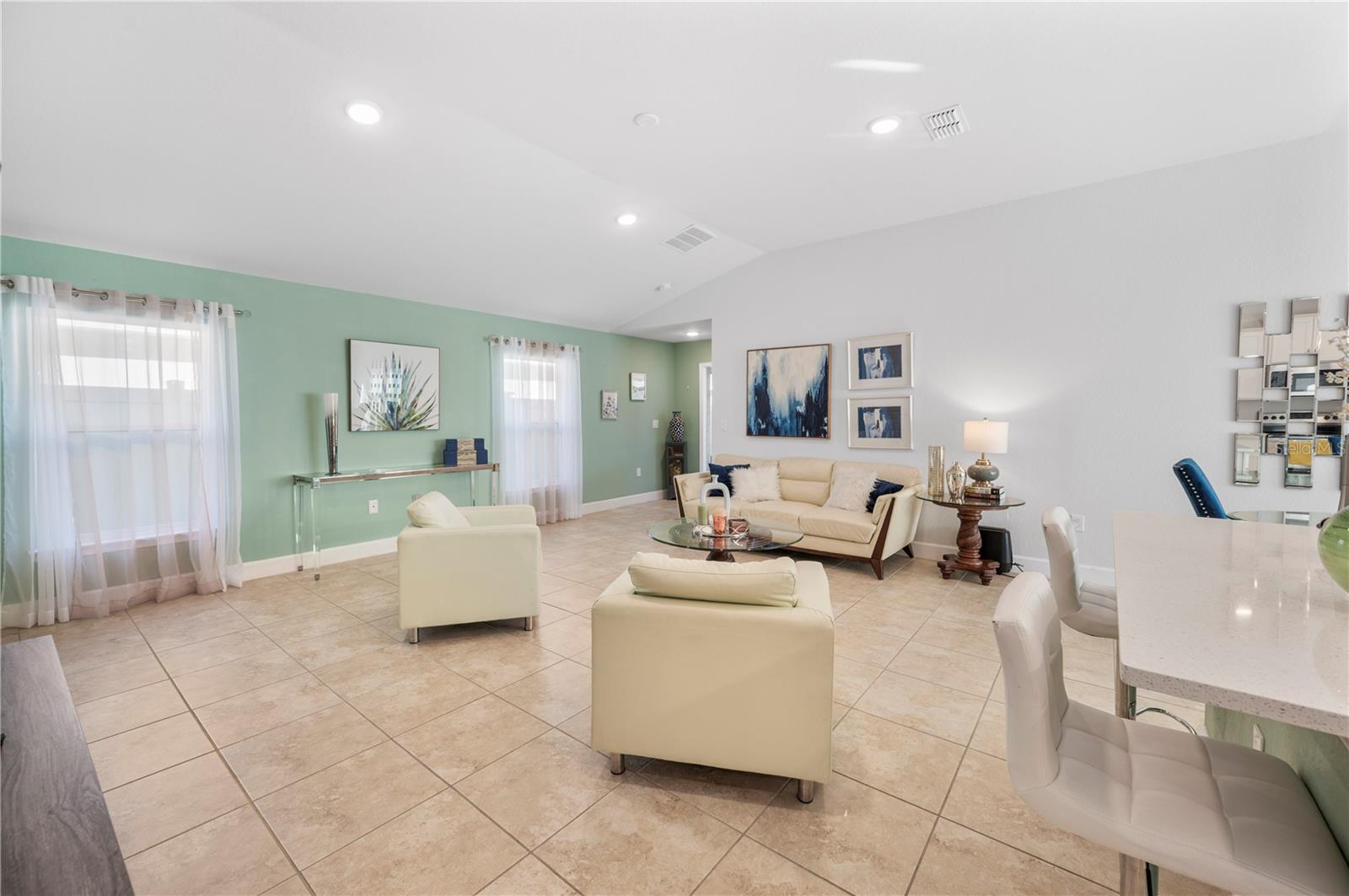 VILLAMAR PH 3 - Residential Lease