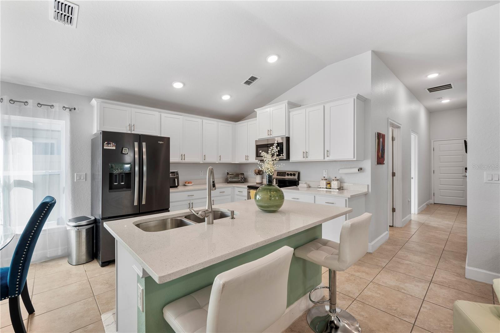 VILLAMAR PH 3 - Residential Lease