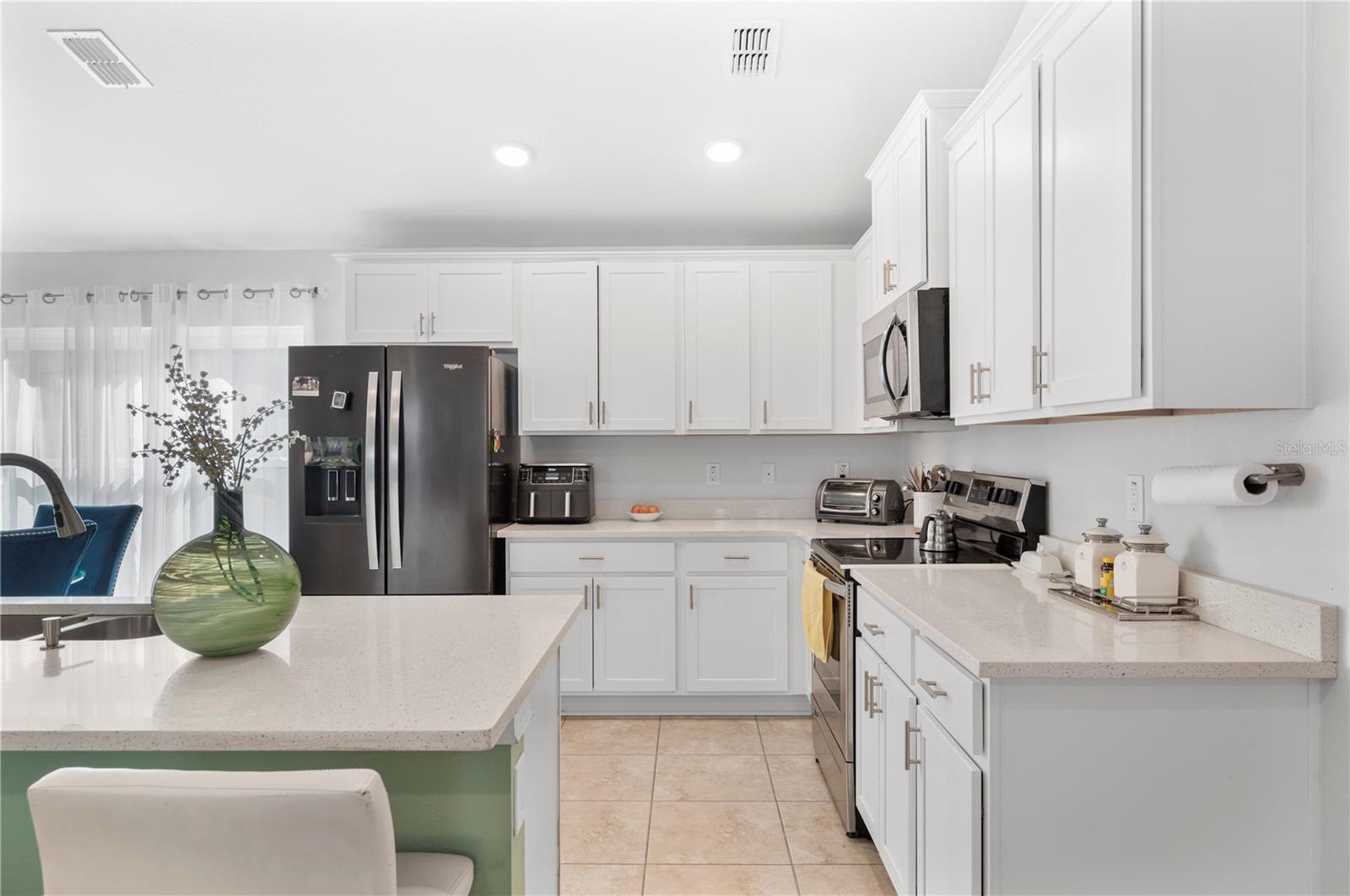 VILLAMAR PH 3 - Residential Lease