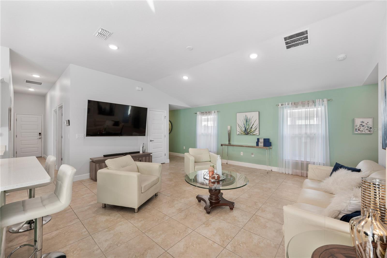 VILLAMAR PH 3 - Residential Lease