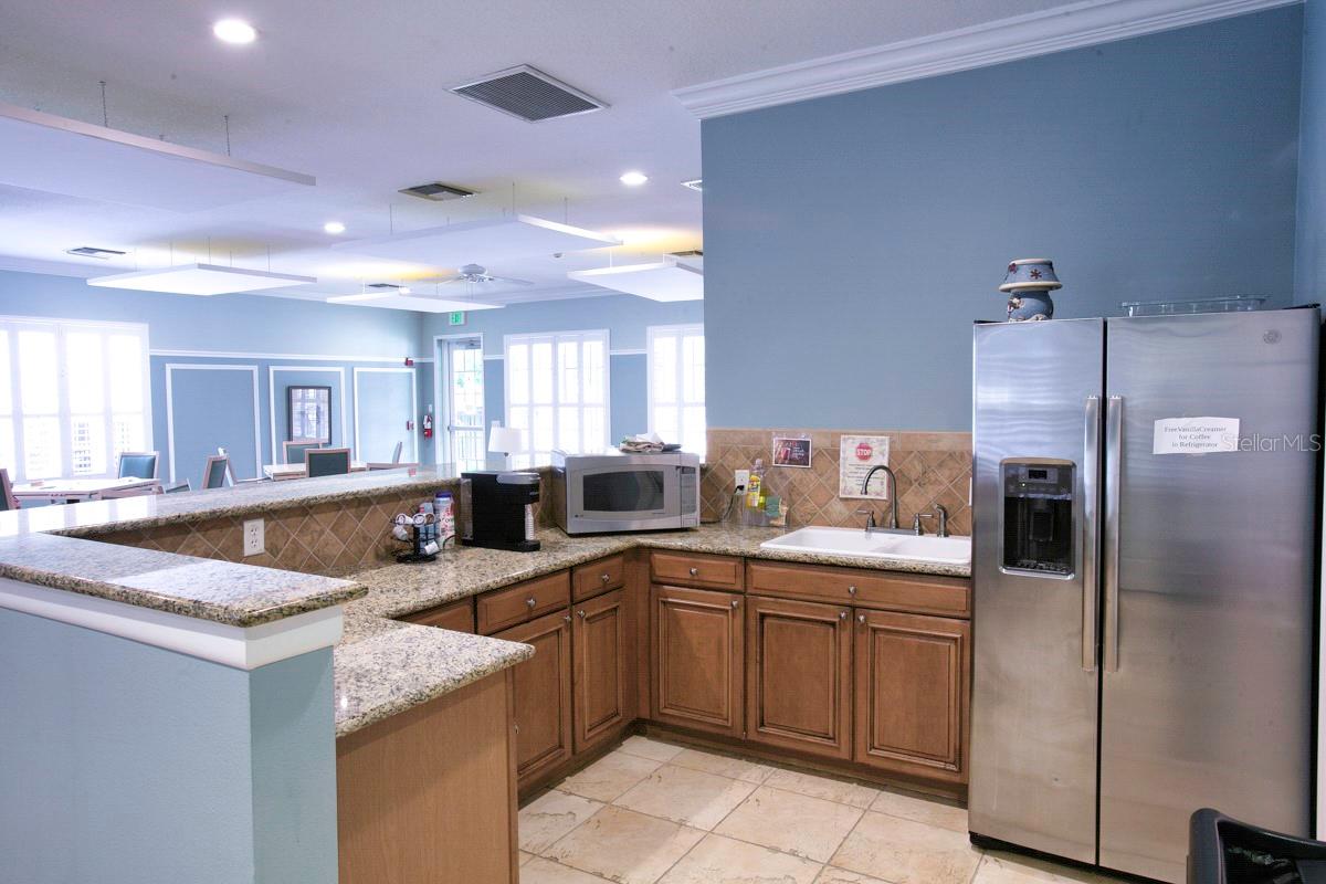 PALMA SOLA TRACE - Residential