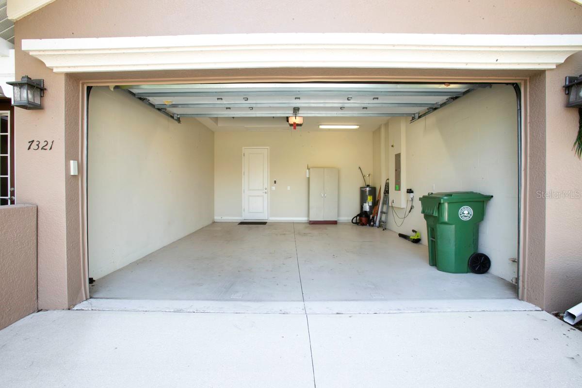 PALMA SOLA TRACE - Residential