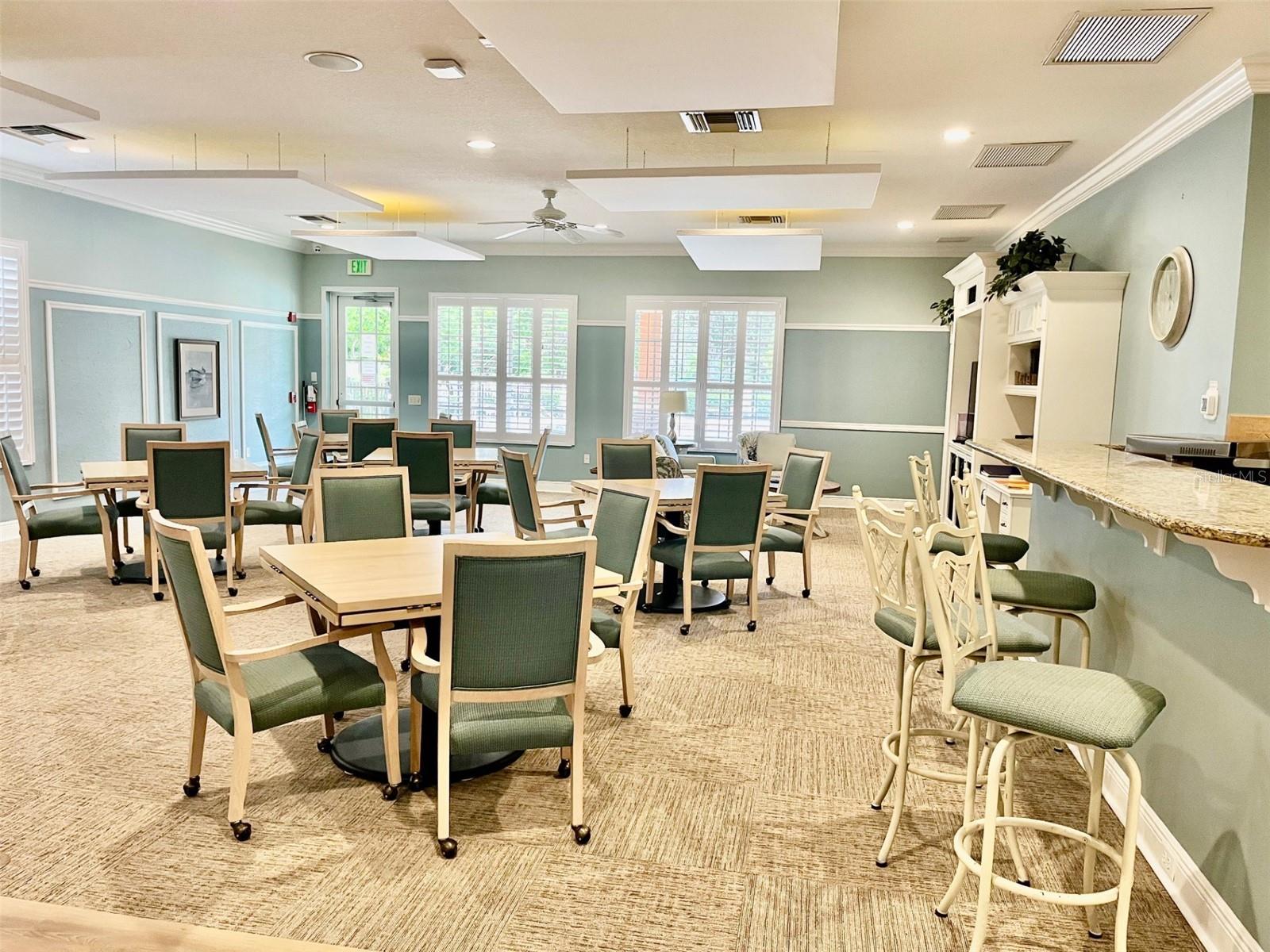 PALMA SOLA TRACE - Residential