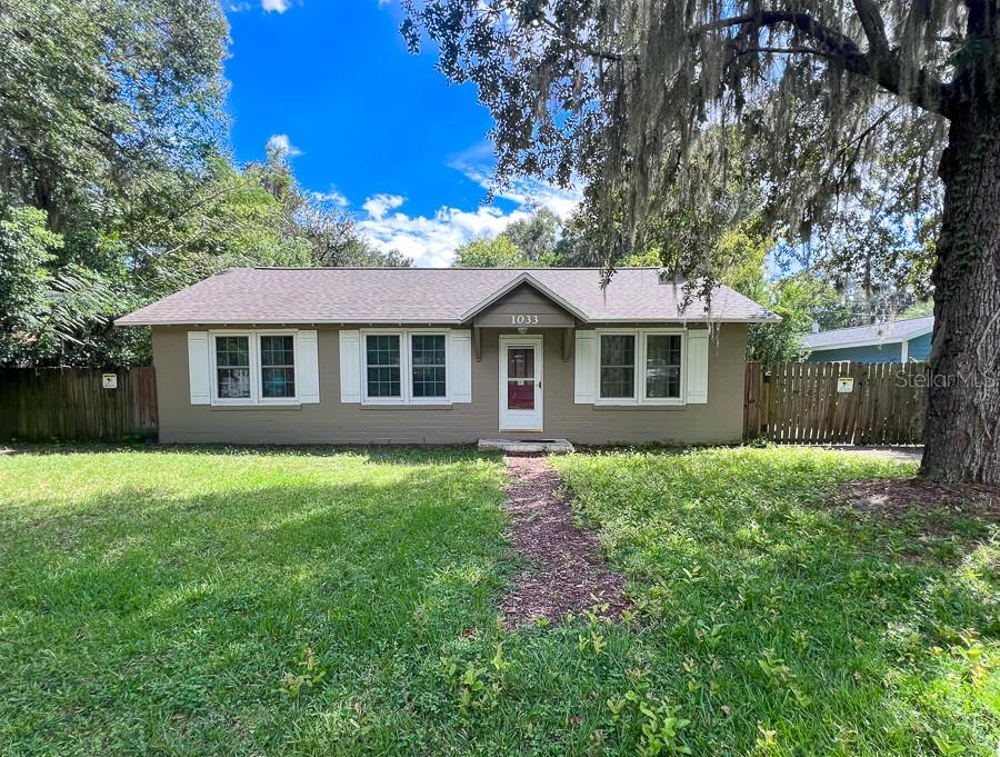Pet-friendly 3-bedroom, 2-bath home with an office / flex space offering 1,500 square feet of living space, situated in the Oak Park neighborhood, and less than 2 miles from UF! The open-concept living and dining area features a wood-burning fireplace, tile floors throughout, fresh paint, updated windows, and new blinds (coming soon). The kitchen is equipped with sleek black granite countertops, a full set of appliances, a movable pantry, a storage cart, and plenty of cabinet space. Additional features include interior laundry with washer and dryer, a new hot water heater, and a fully fenced backyard with a storage shed. Located within walking or biking distance to local shops and restaurants! This home also offers the convenience of yard care included in the rent. Don't miss this one! Schedule a showing today.
$60.00 Application Fee (per person over 18)
$60.00 Guarantor Fee (if applicable)
$250.00 Leasing Fee (due at lease signing)
$200.00 Non-refundable Pet Fee (per year