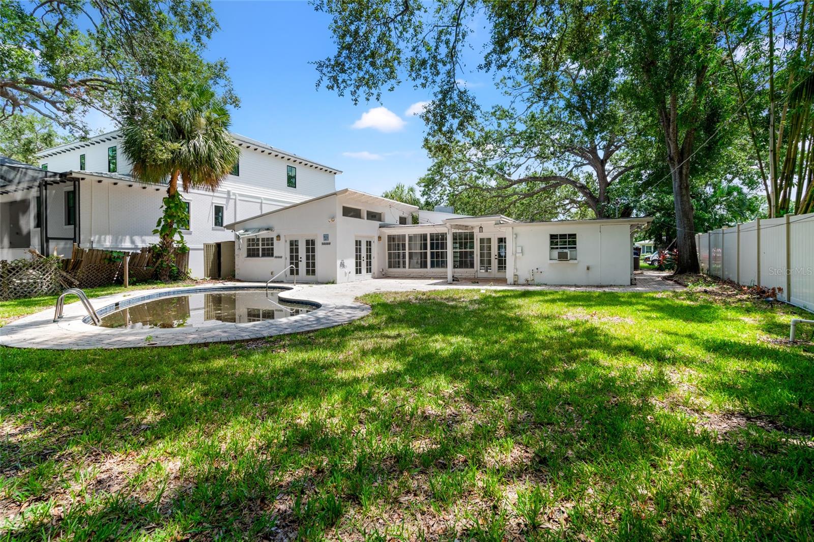 DAVIS ISLANDS - Residential