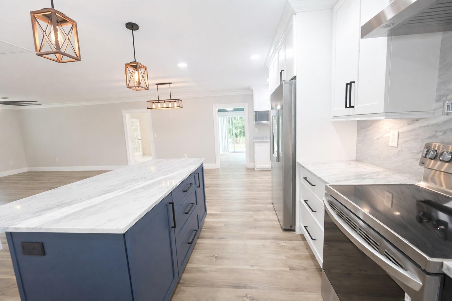 LAKE SHORE ESTATES 3RD ADD - Residential Lease