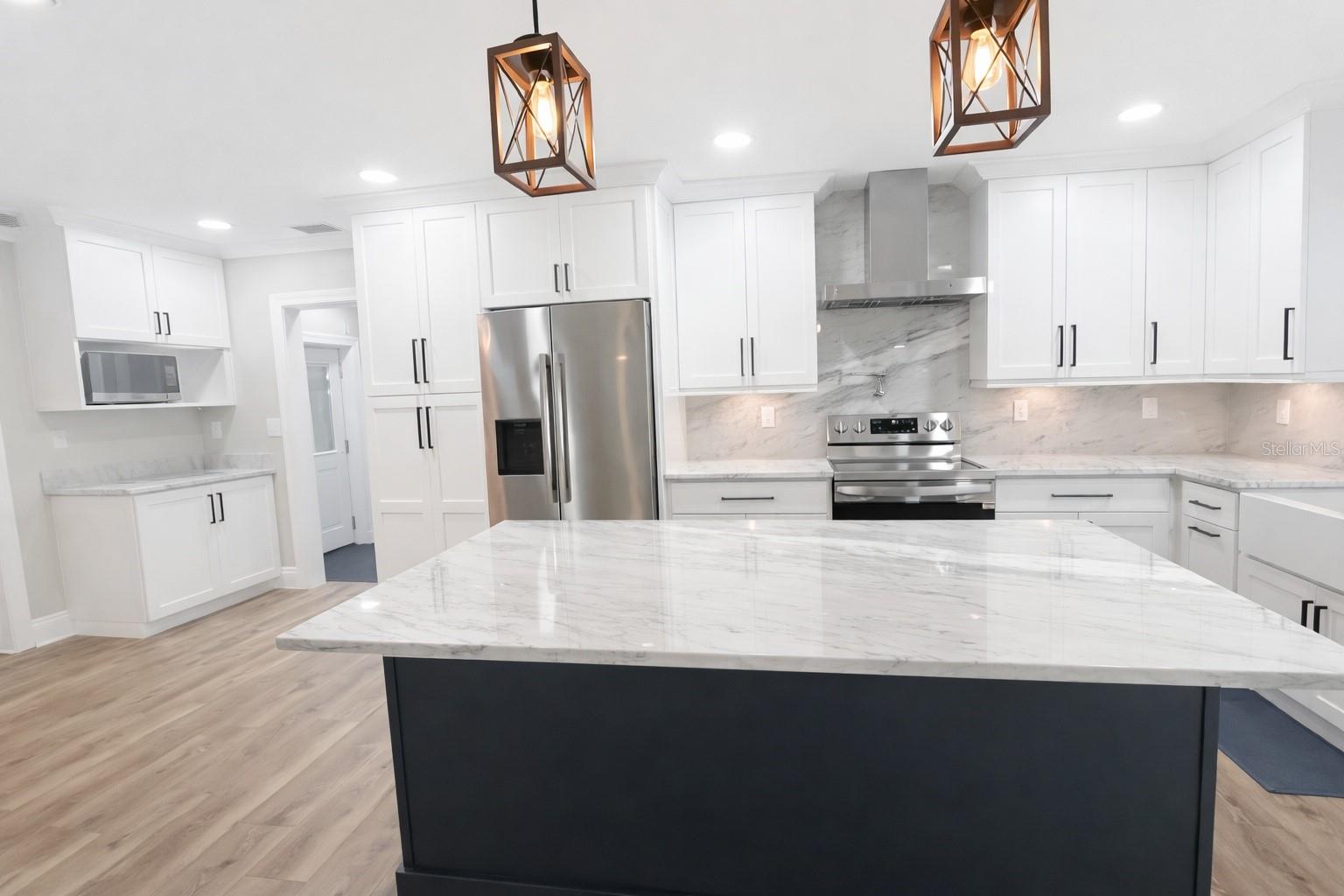 LAKE SHORE ESTATES 3RD ADD - Residential Lease