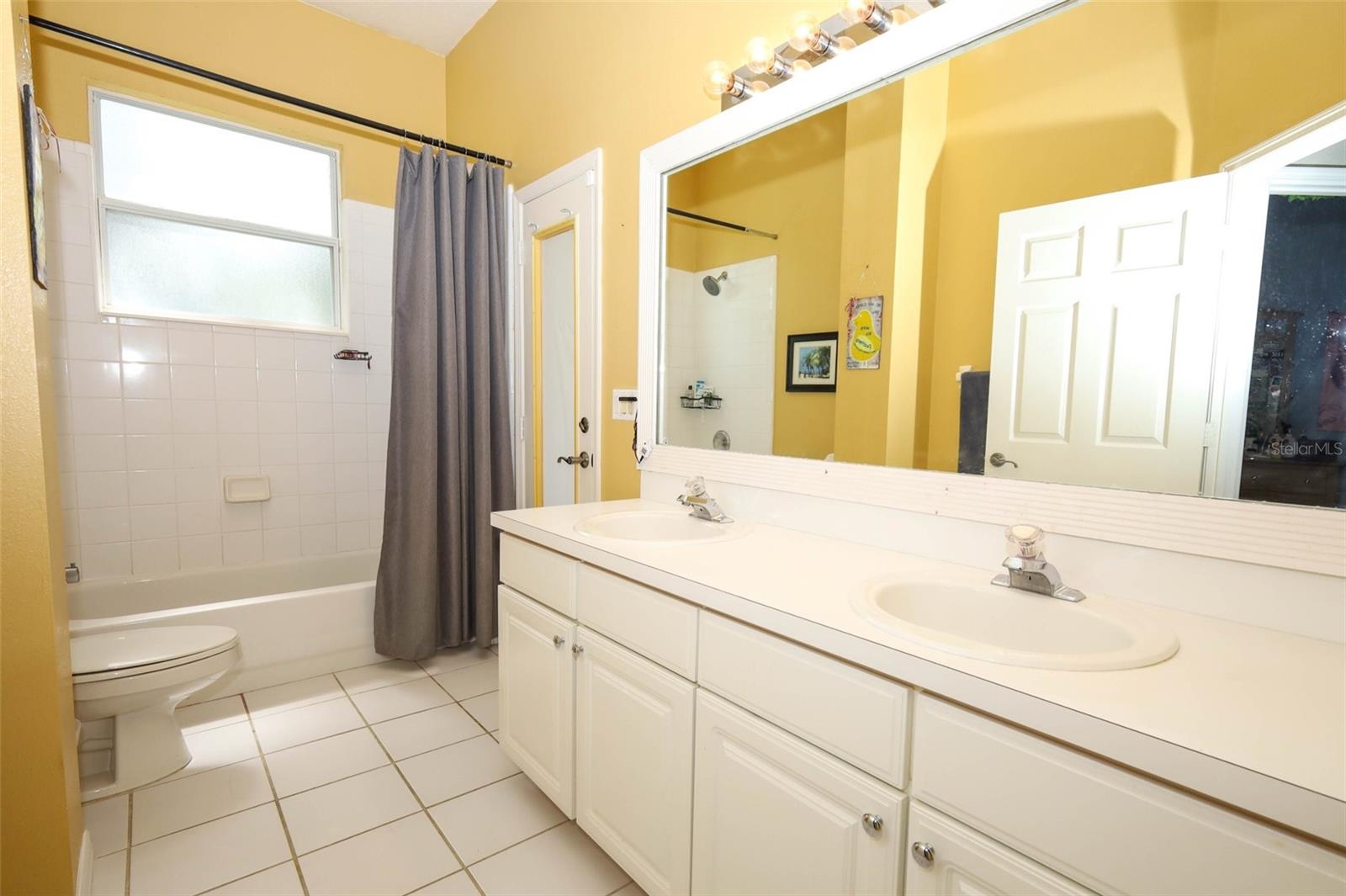 WINDING HOLLOW UNIT 2 - Residential