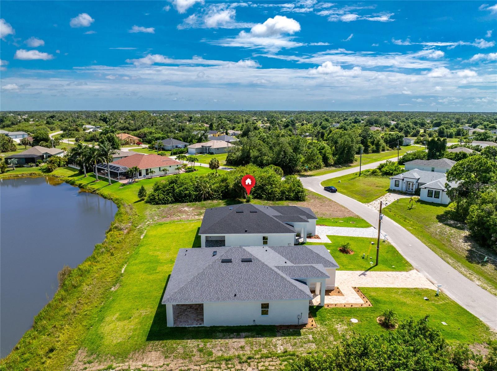 ROTONDA LAKES - Residential