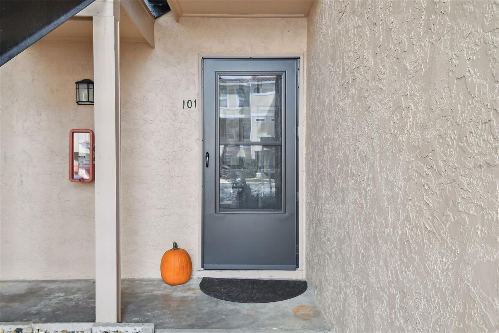 VINEYARD SOUND CONDO - Residential