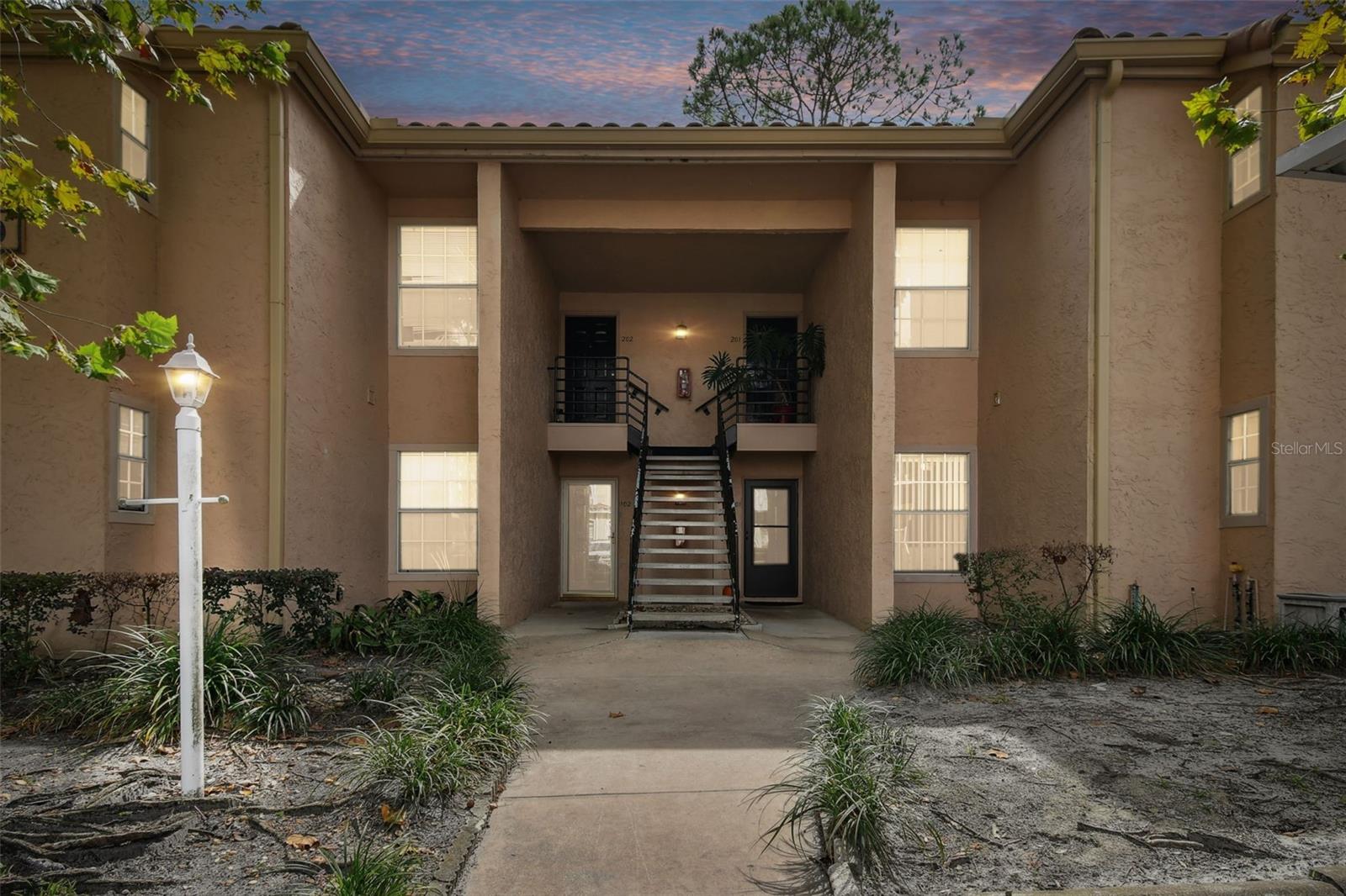 VINEYARD SOUND CONDO - Residential