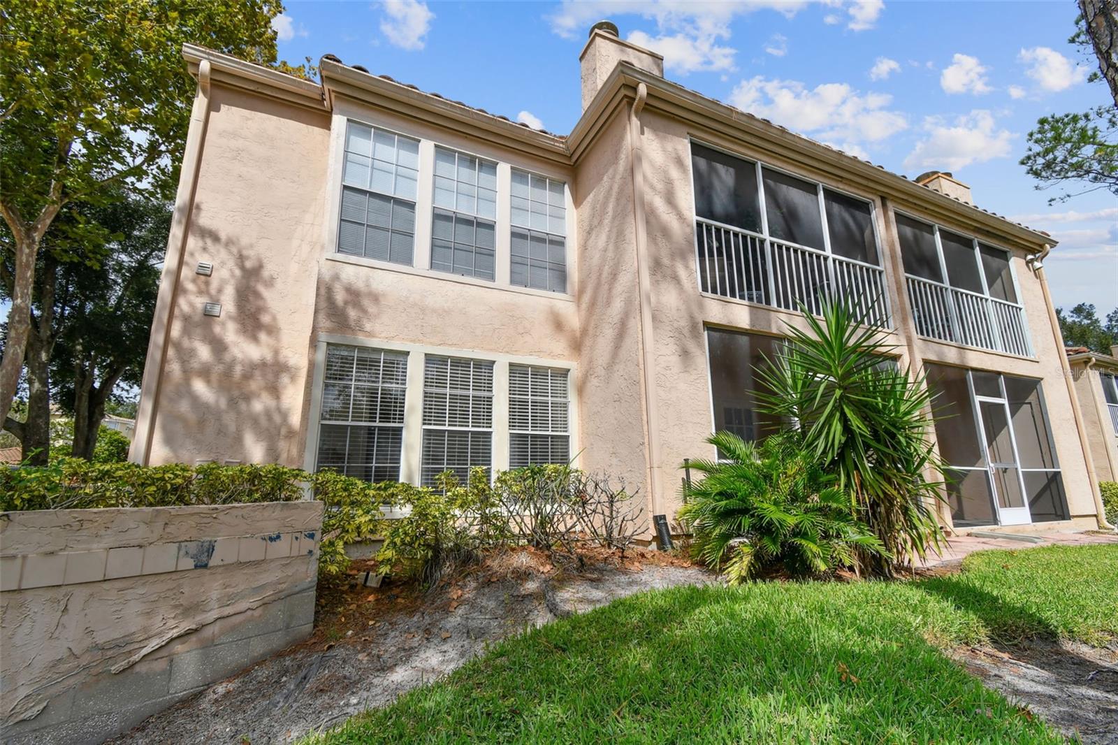 VINEYARD SOUND CONDO - Residential