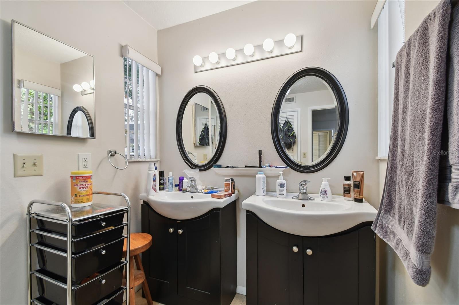 VINEYARD SOUND CONDO - Residential