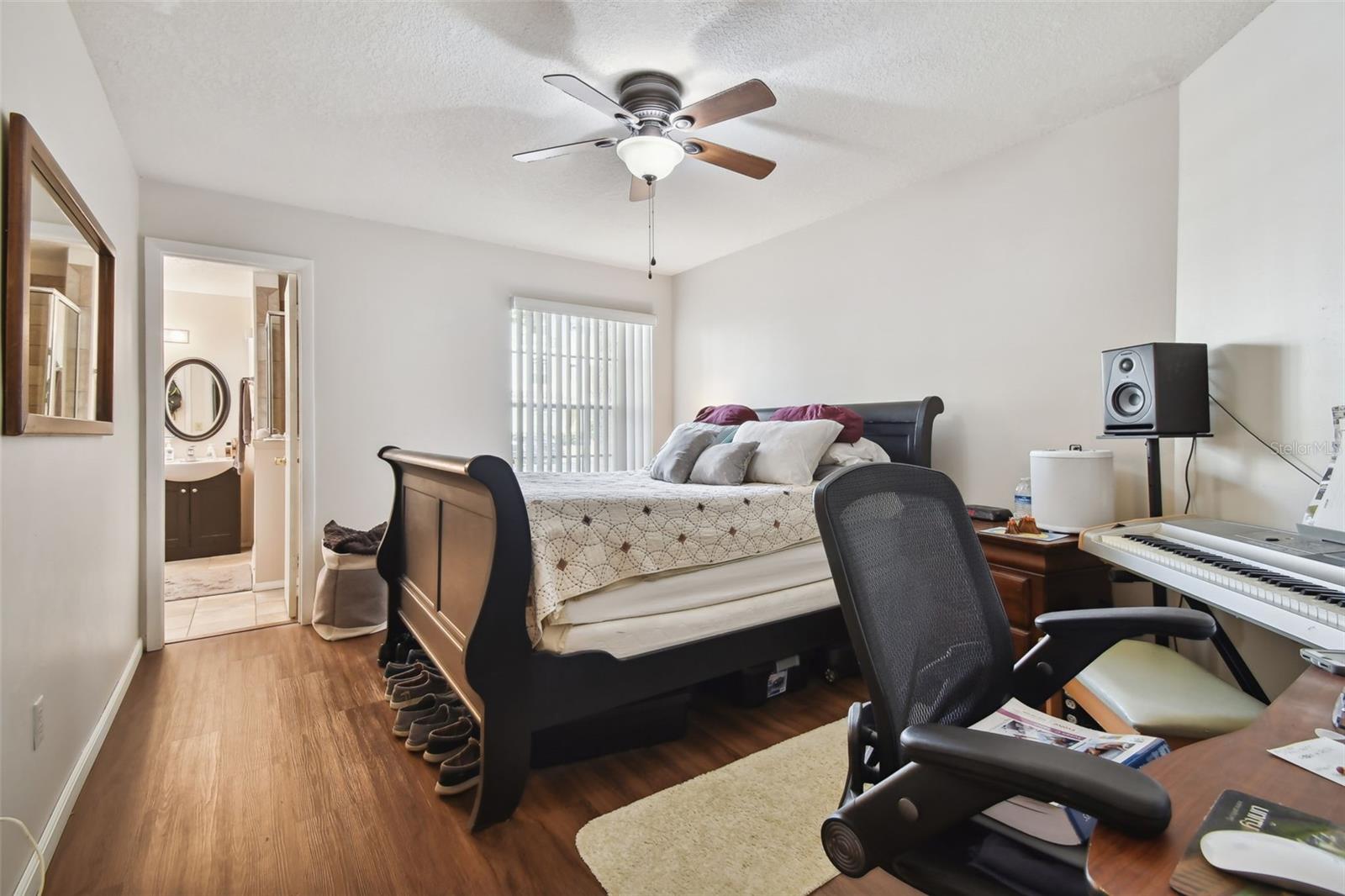 VINEYARD SOUND CONDO - Residential