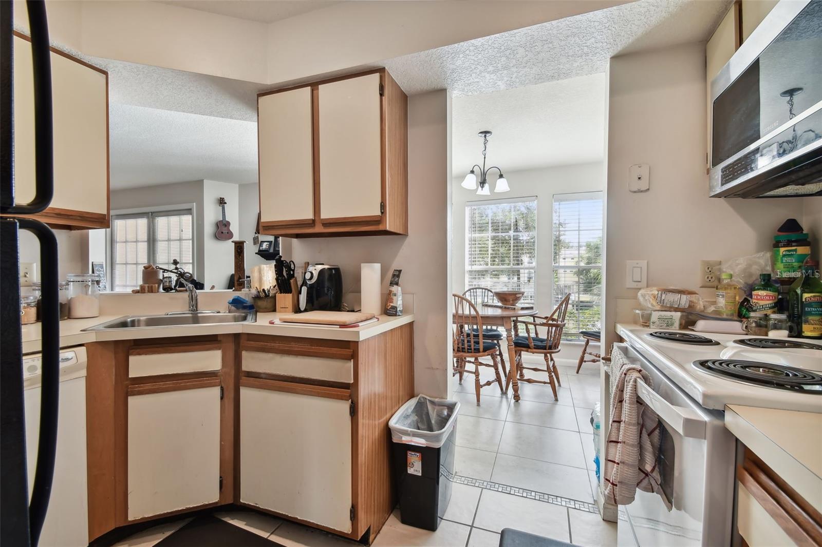 VINEYARD SOUND CONDO - Residential