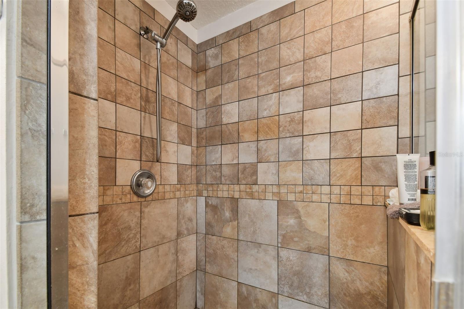 VINEYARD SOUND CONDO - Residential