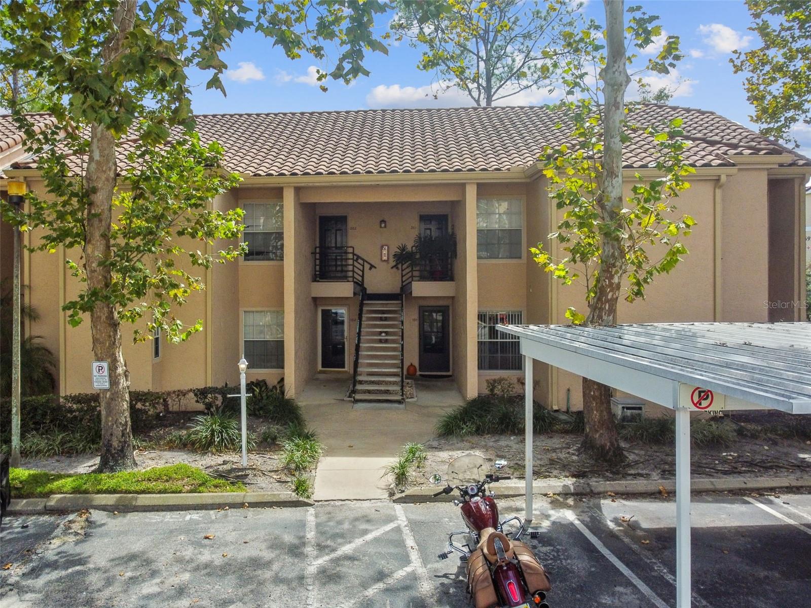 VINEYARD SOUND CONDO - Residential