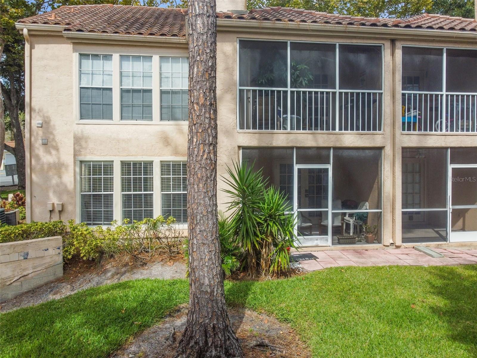 VINEYARD SOUND CONDO - Residential