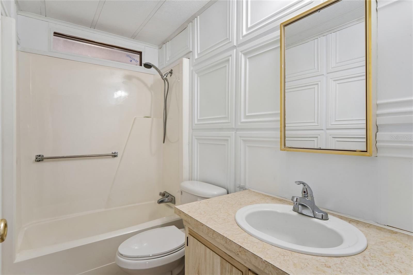 SHADY OAKS MODULAR ESTATES - Residential