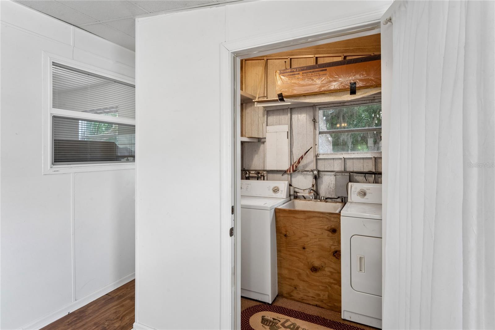 SHADY OAKS MODULAR ESTATES - Residential