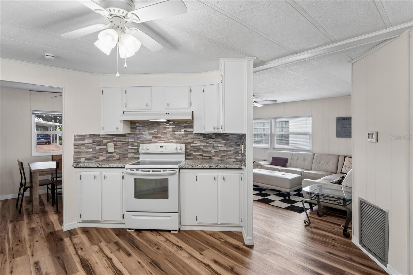 SHADY OAKS MODULAR ESTATES - Residential