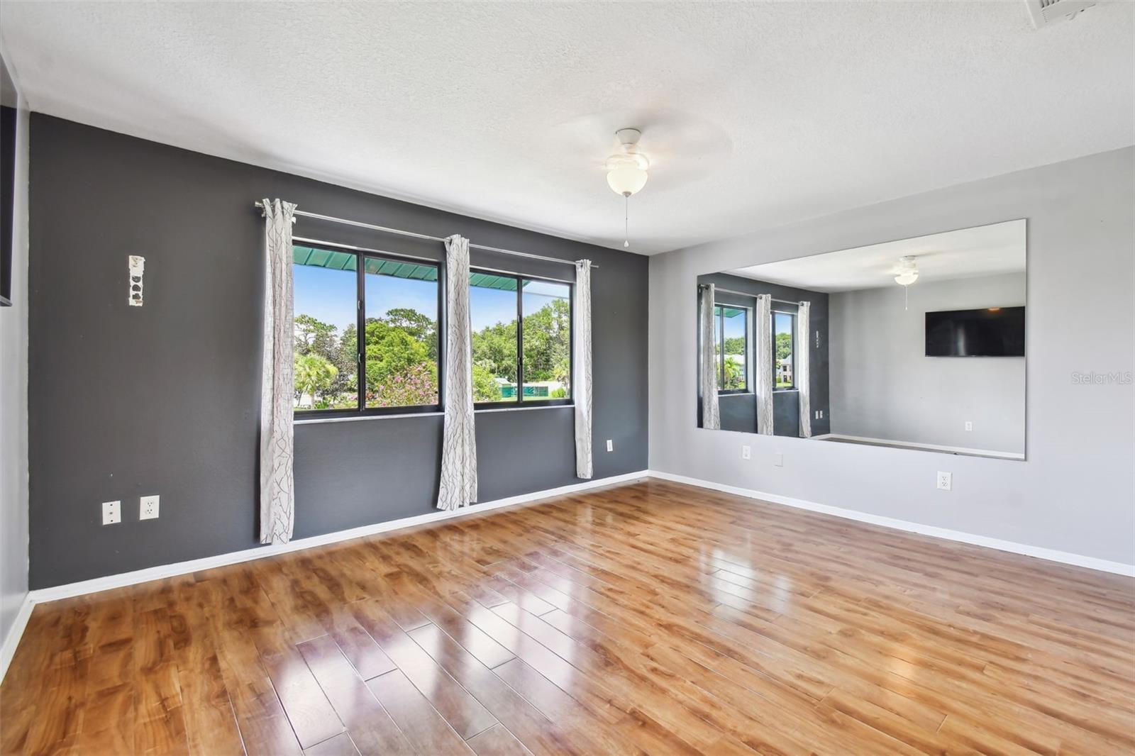 PARADISE LAKES RESORT CONDO - Residential