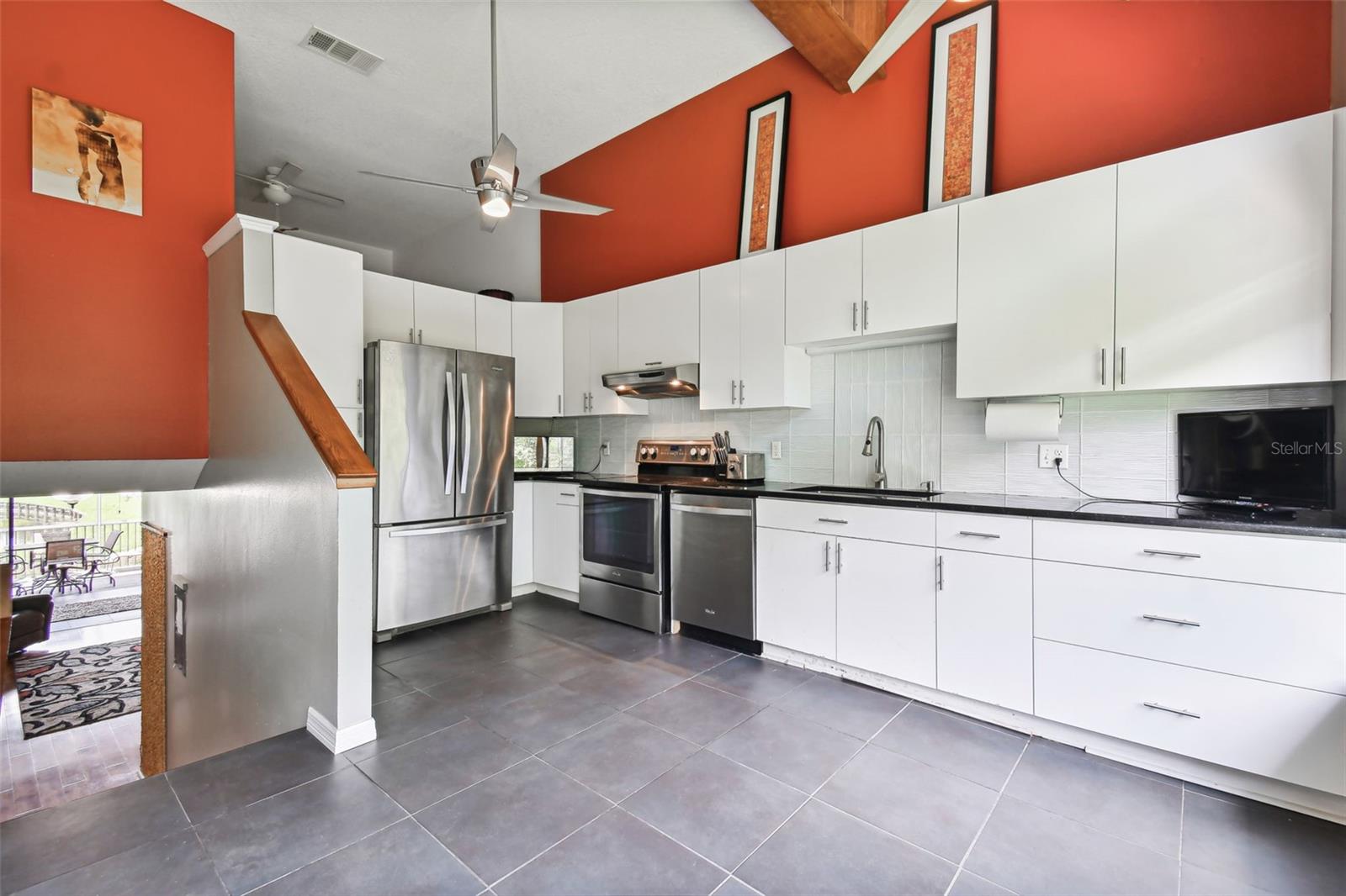 PARADISE LAKES RESORT CONDO - Residential