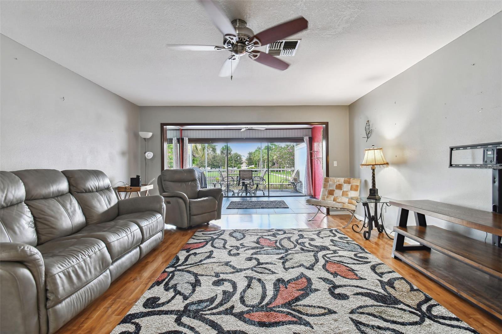 PARADISE LAKES RESORT CONDO - Residential