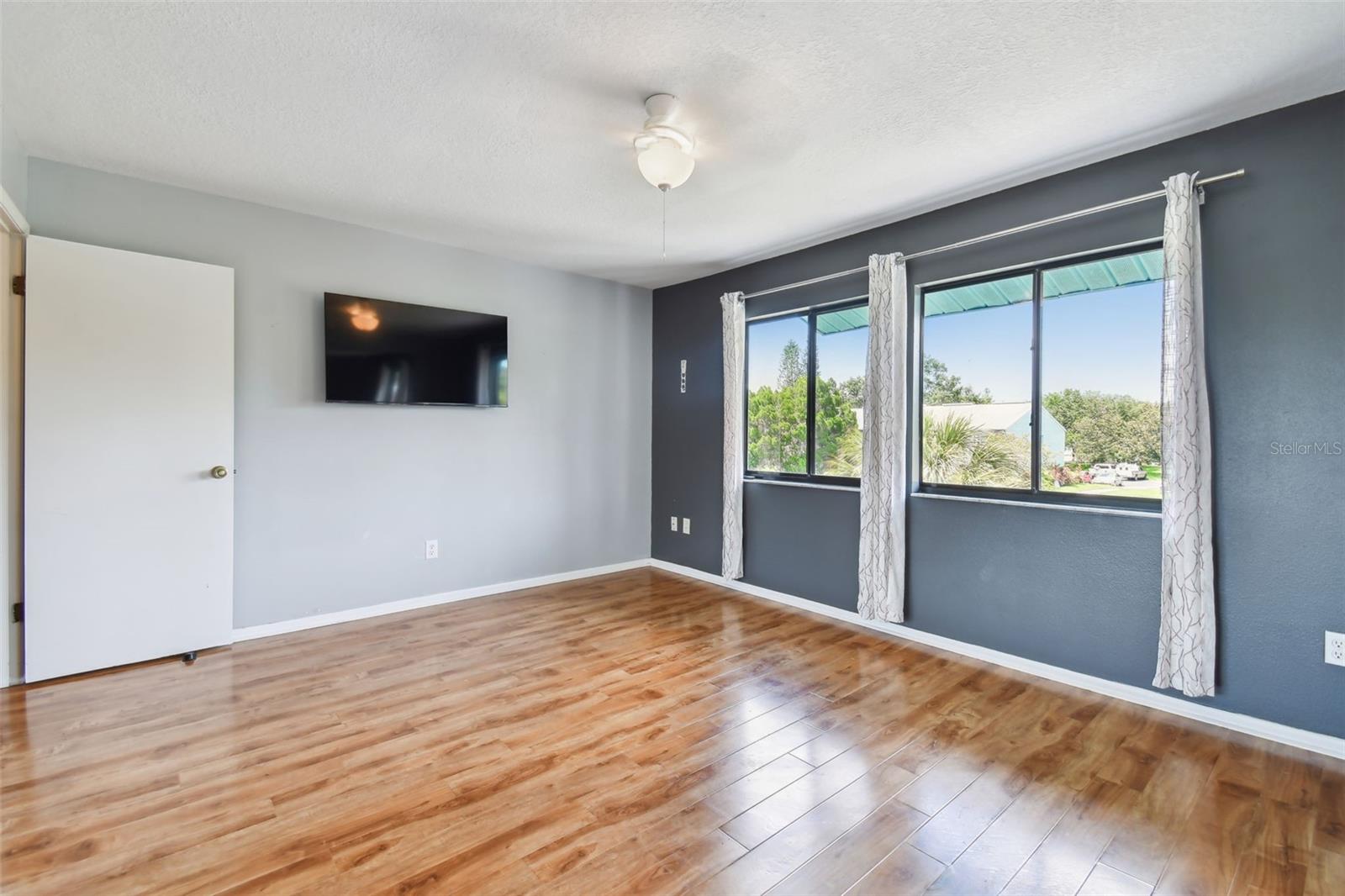 PARADISE LAKES RESORT CONDO - Residential