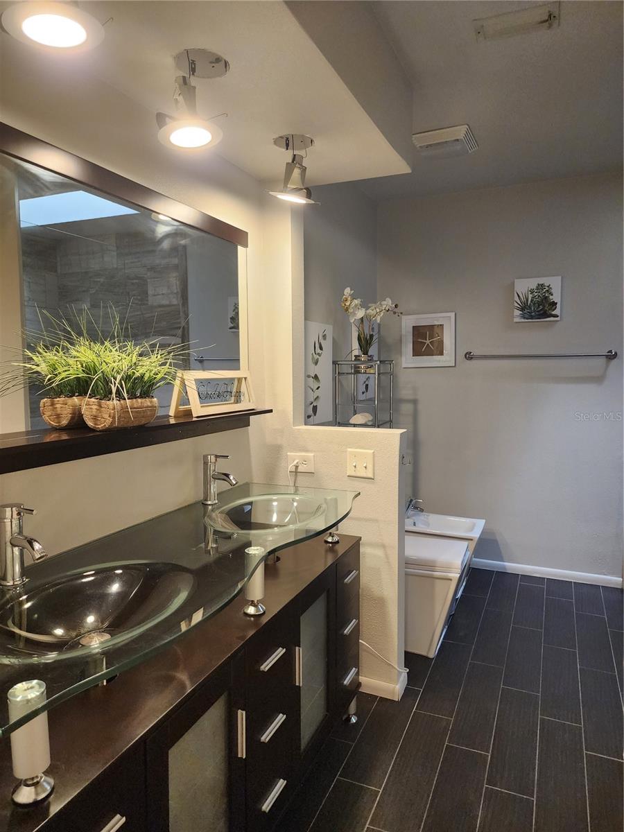 PARADISE LAKES RESORT CONDO - Residential