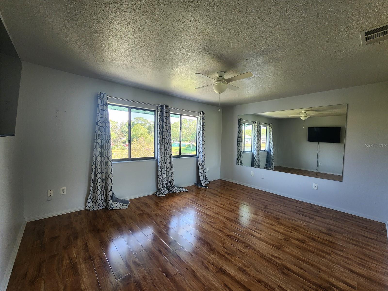 PARADISE LAKES RESORT CONDO - Residential