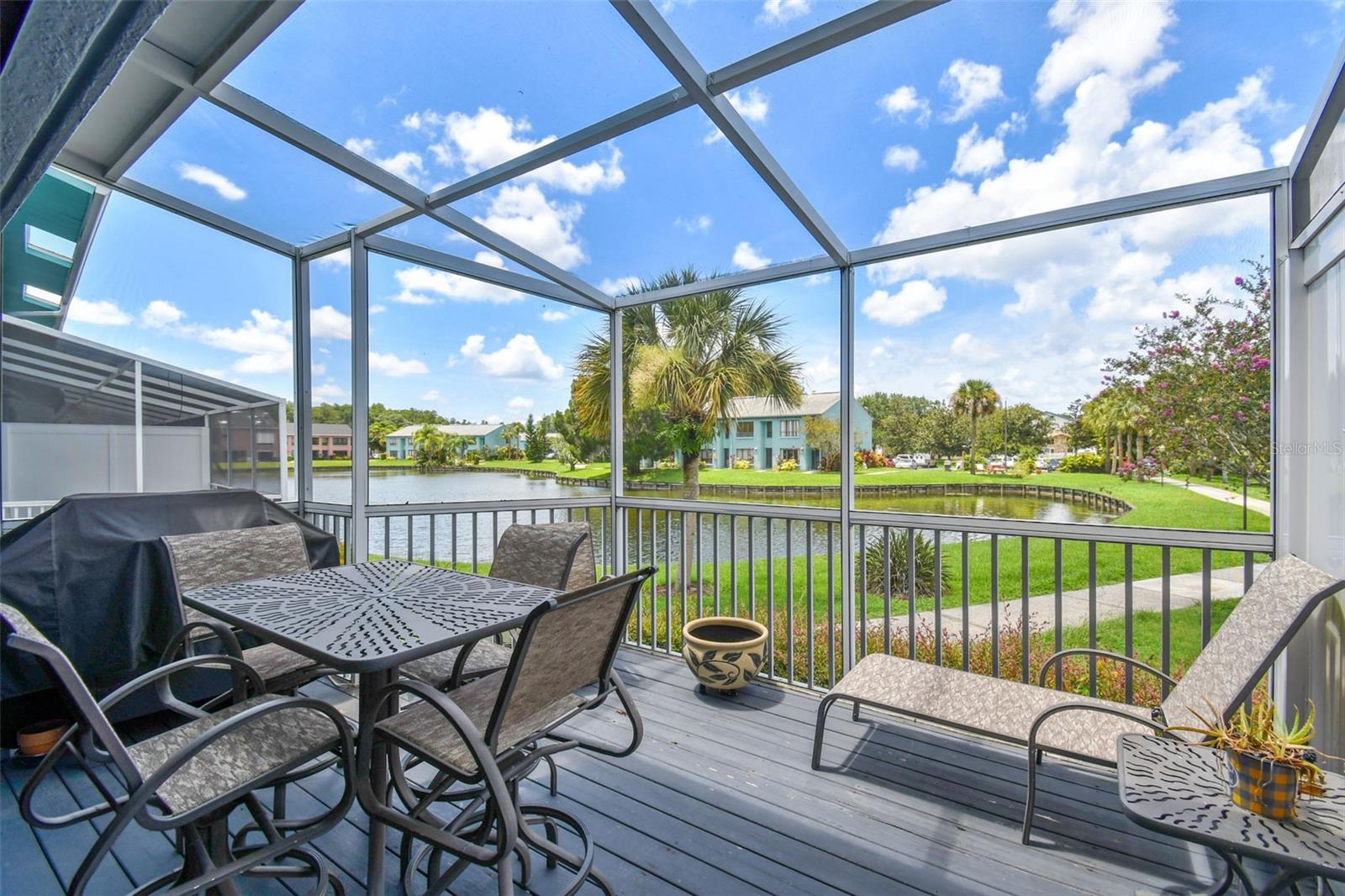 PARADISE LAKES RESORT CONDO - Residential