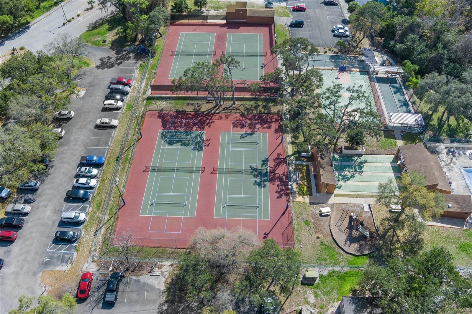 VILLAGE WOODS CONDO PH 03 - Residential