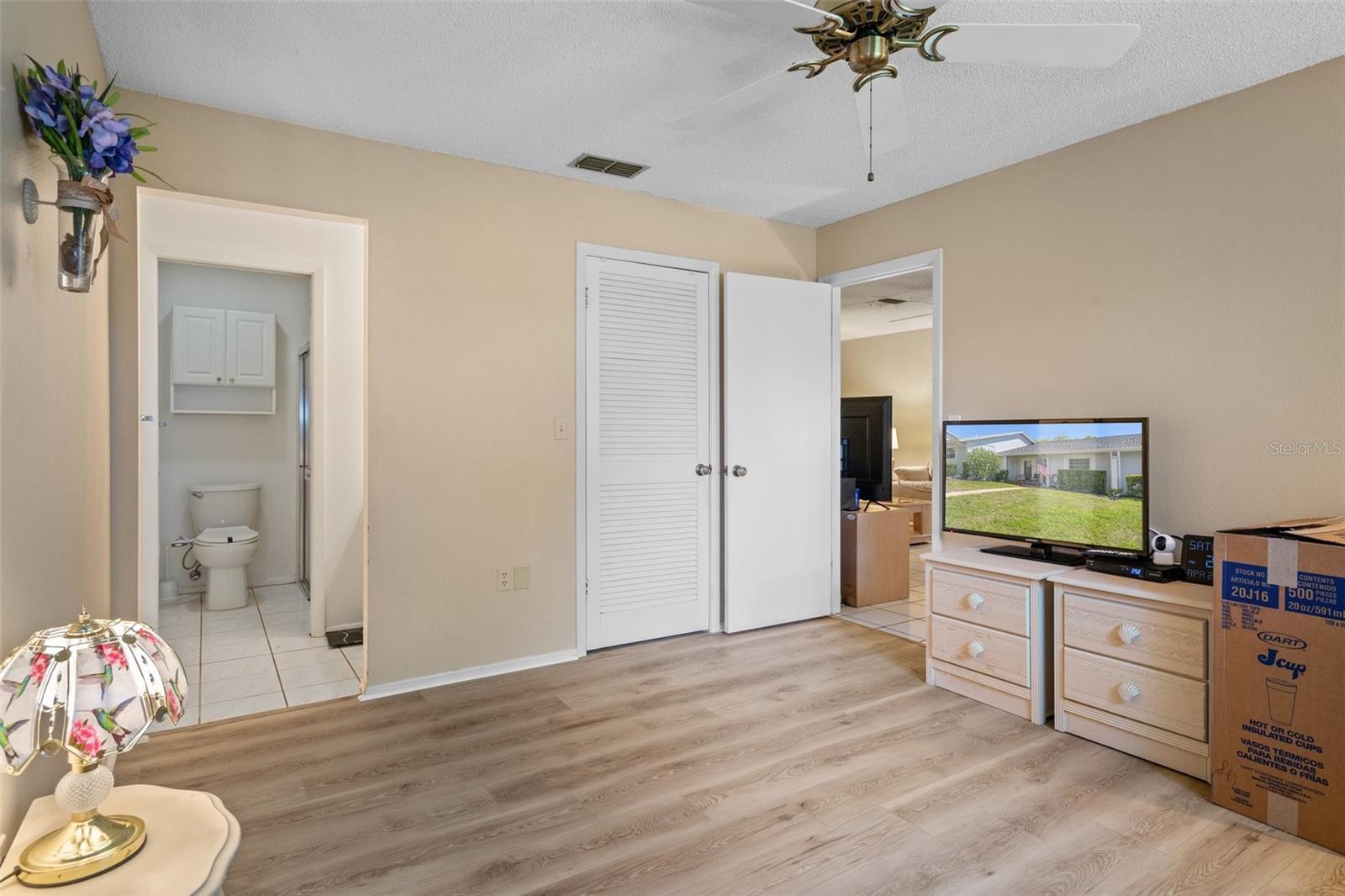 VILLAGE WOODS CONDO PH 03 - Residential