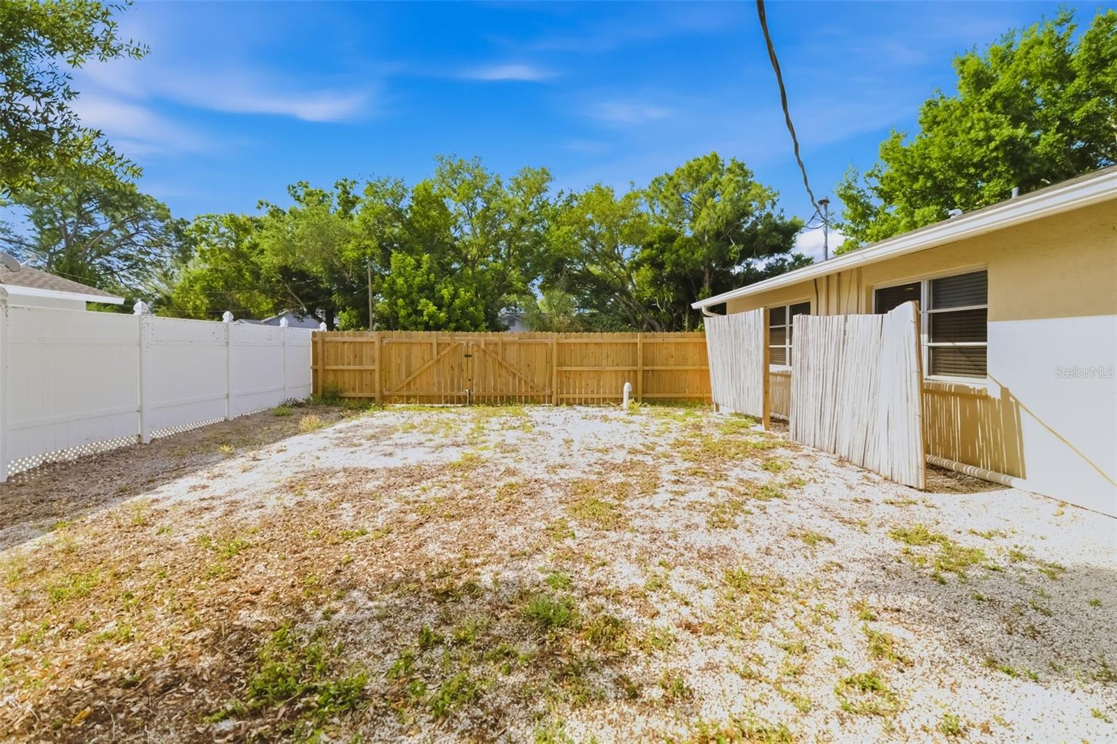 MADISON PARK - Residential