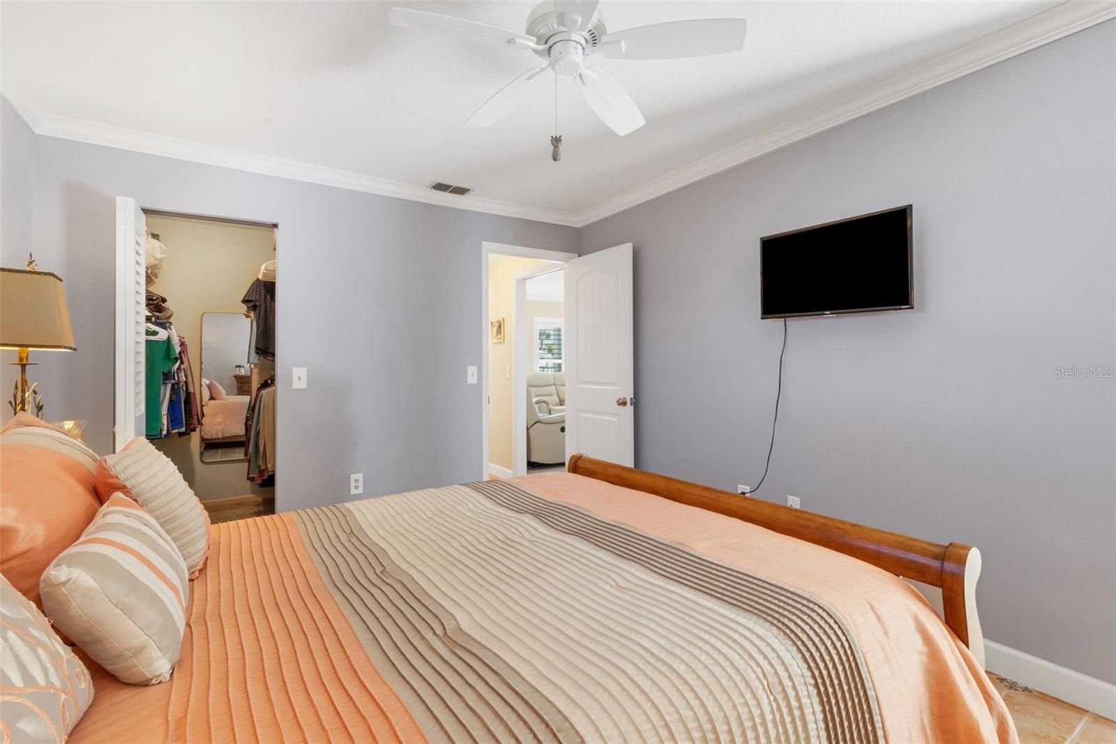 CIRCLE WOODS OF VENICE 1 - Residential