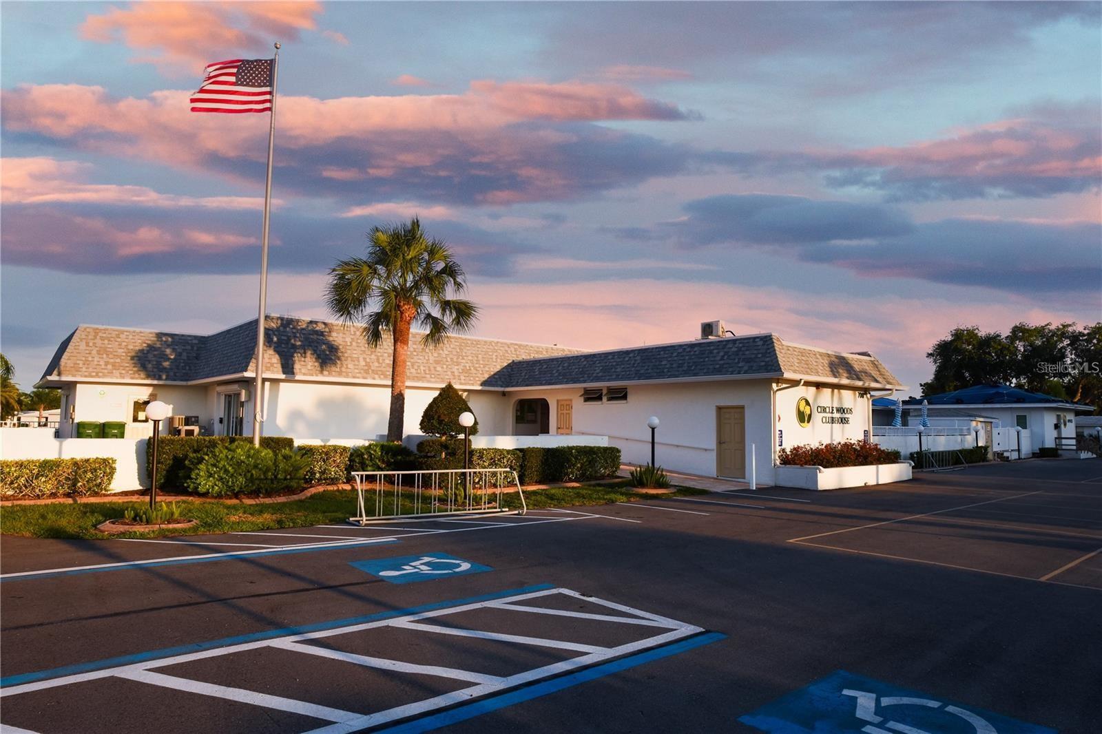 CIRCLE WOODS OF VENICE 1 - Residential