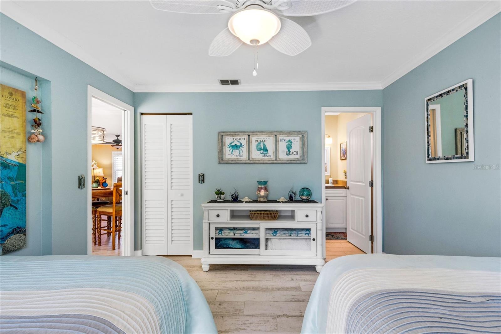 CIRCLE WOODS OF VENICE 1 - Residential