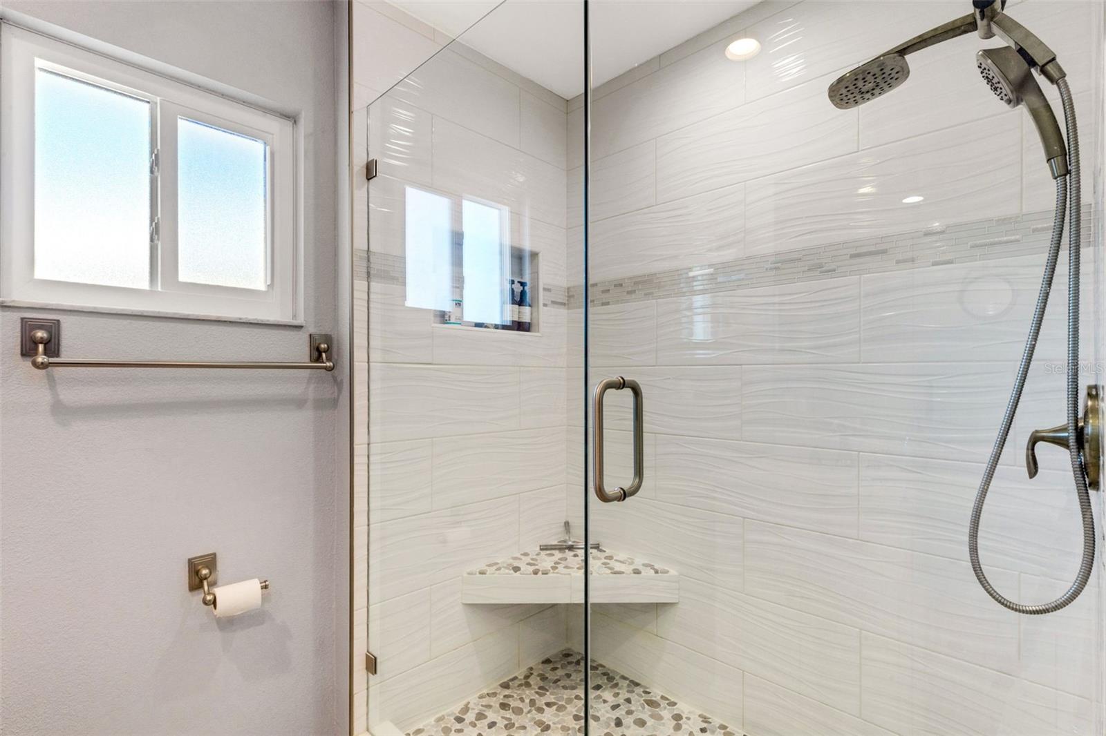 CIRCLE WOODS OF VENICE 1 - Residential