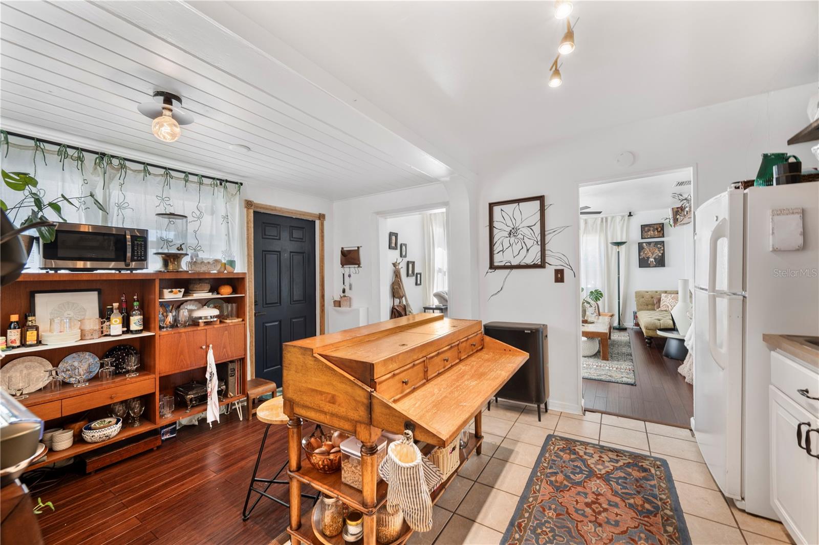 PALM LAWN SUB - Residential