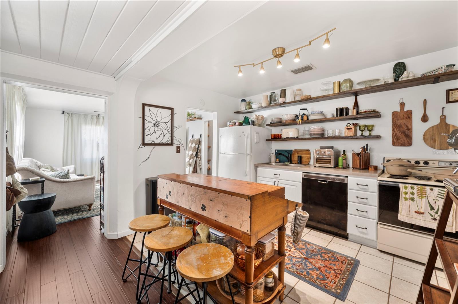 PALM LAWN SUB - Residential