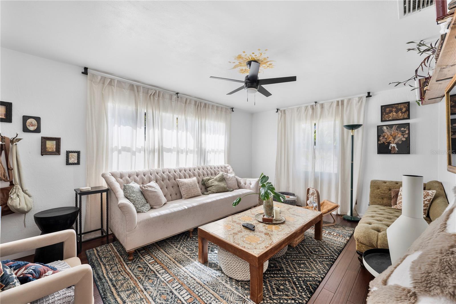 PALM LAWN SUB - Residential