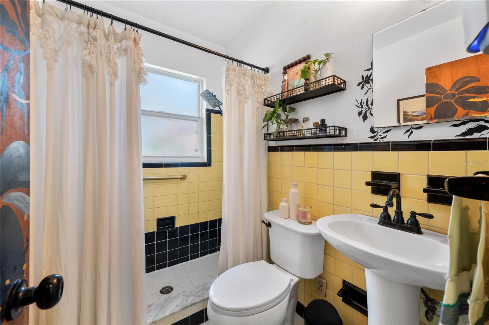 PALM LAWN SUB - Residential