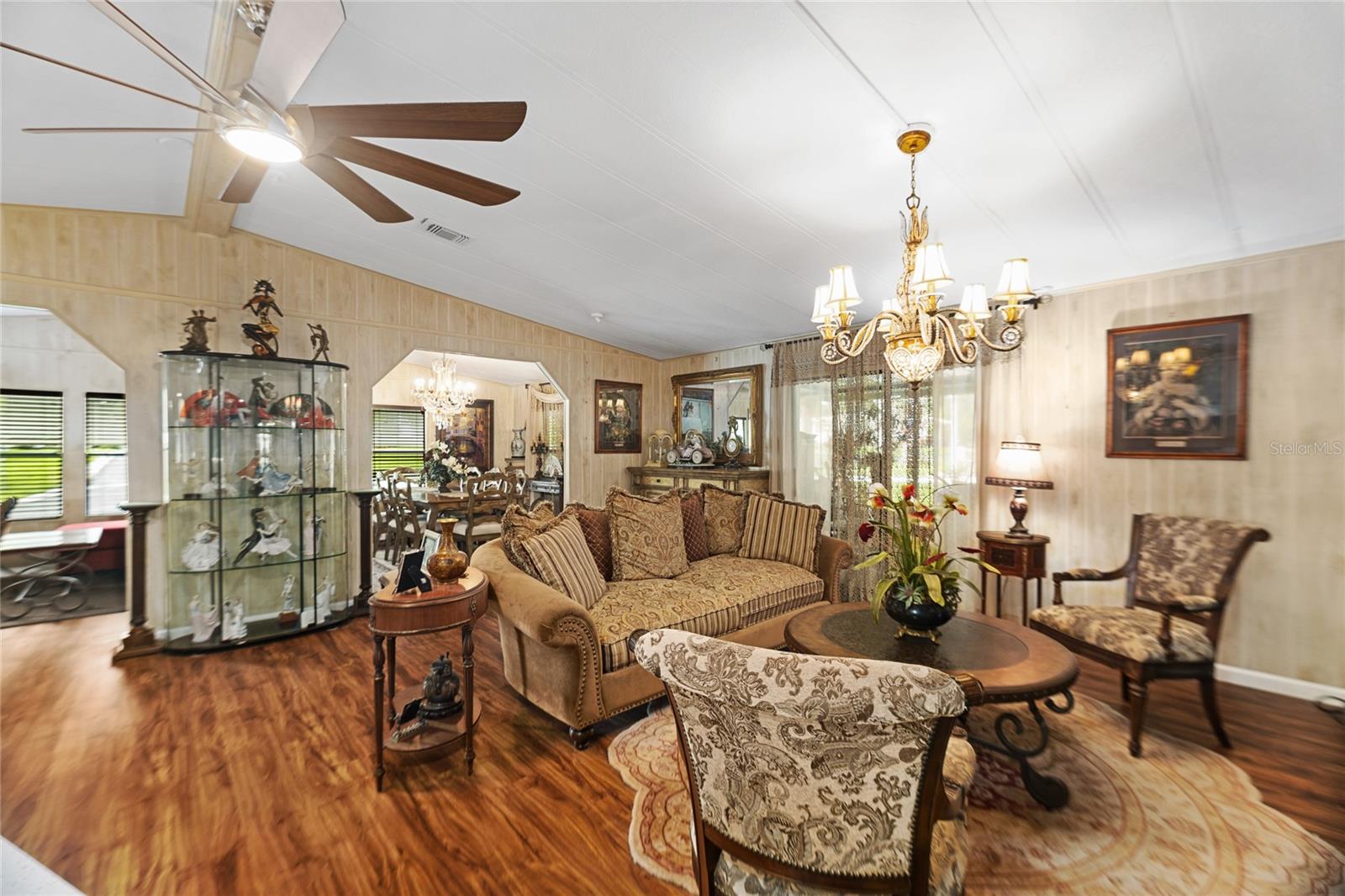 BANBURY VILLAGE CONDO - Residential