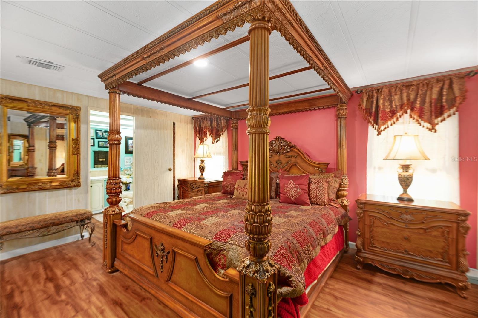 BANBURY VILLAGE CONDO - Residential