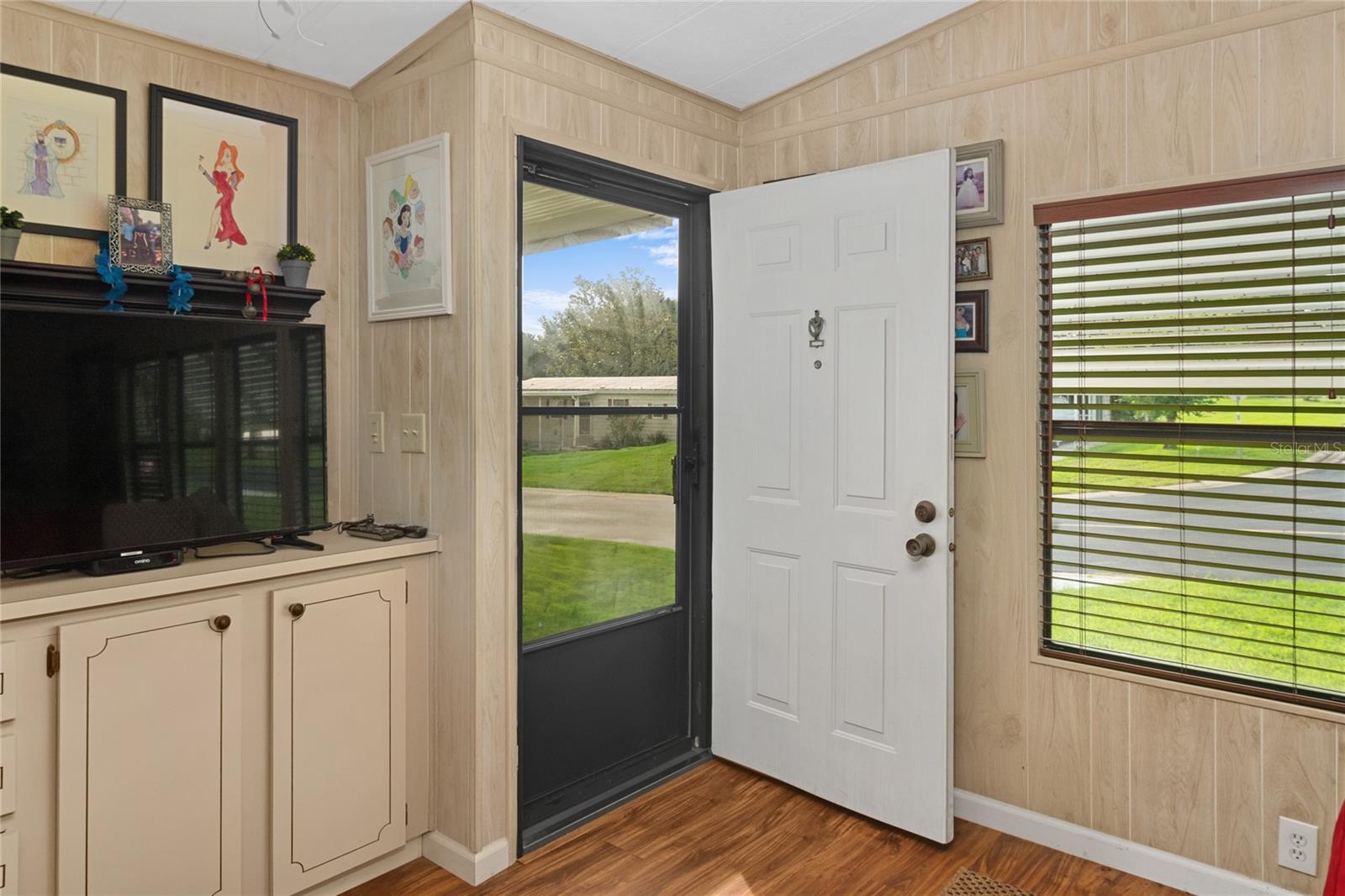 BANBURY VILLAGE CONDO - Residential