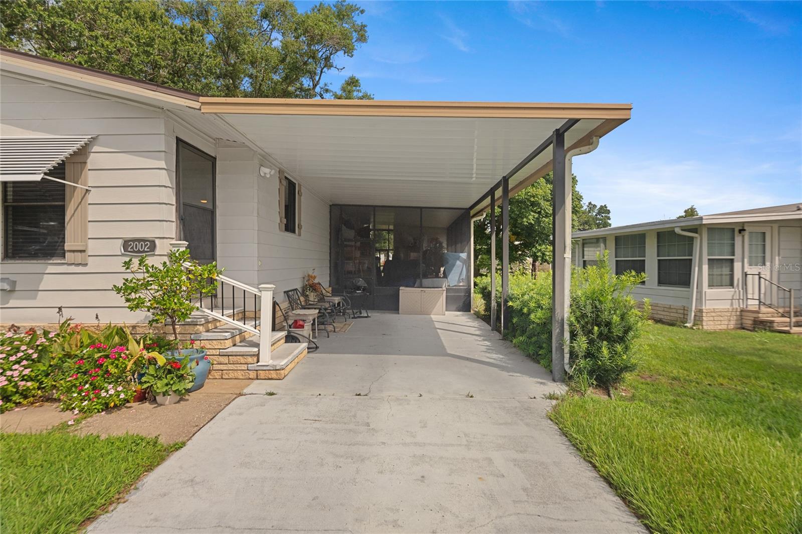 BANBURY VILLAGE CONDO - Residential