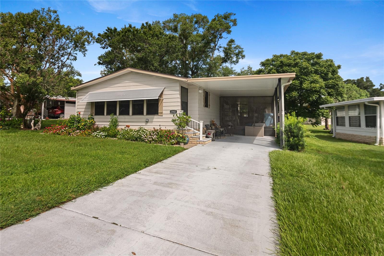 BANBURY VILLAGE CONDO - Residential