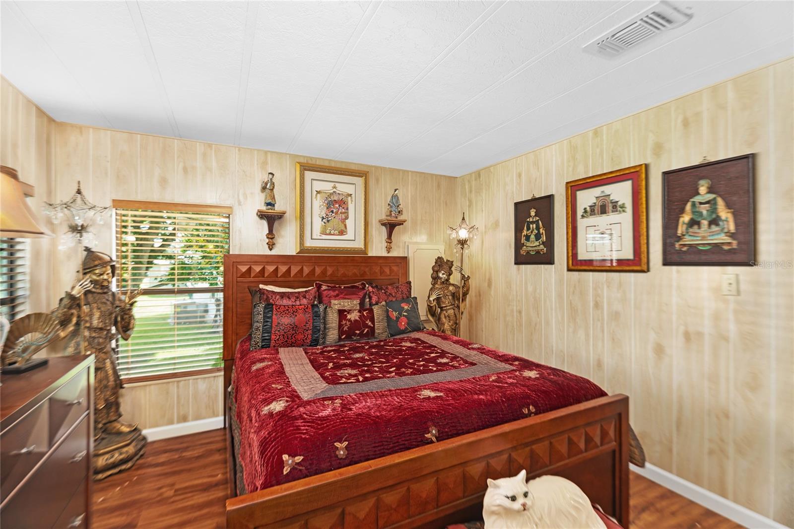 BANBURY VILLAGE CONDO - Residential